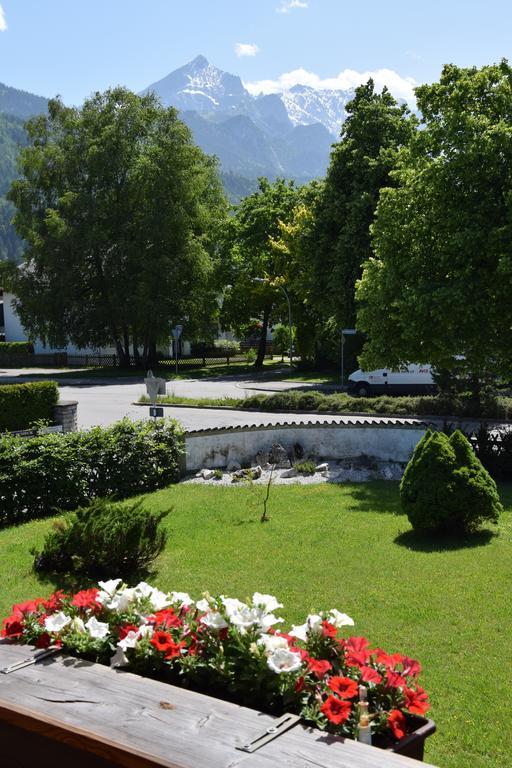 Hotel Garni Brunnthaler Garmisch-Partenkirchen Exterior foto